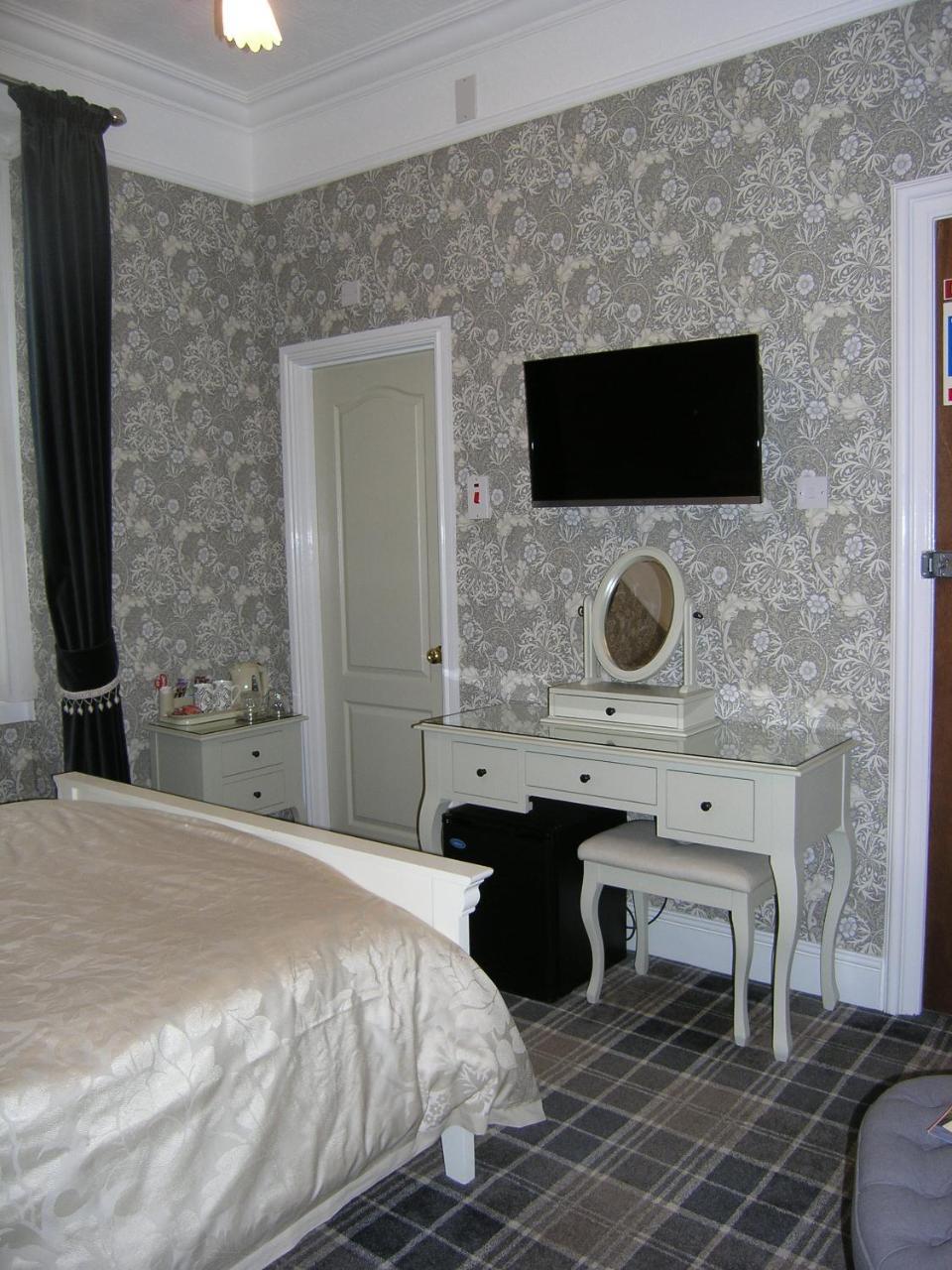 Christleton House Guest house